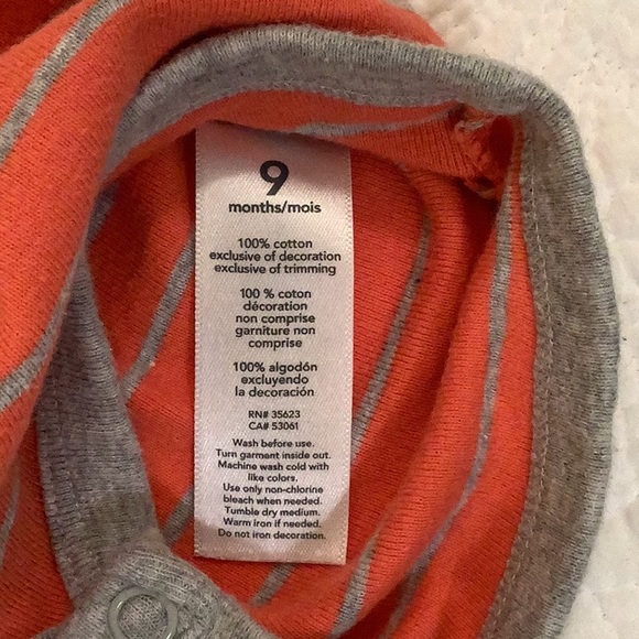 Carters 100% Cotton Romper, Boys 9 Months - Picture 4 of 4